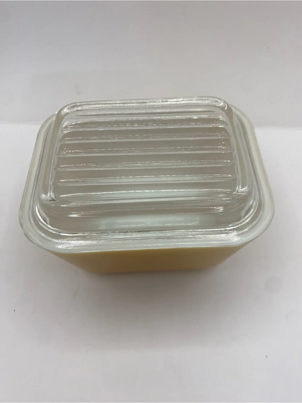 Vintage Pyrex 1 1/2 Cup Small Caramel Color Refrigerator Dish Clear Glass Lid